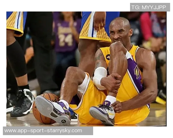 哈利伯顿称赞科比即使跟腱断裂仍能走出球场展现非凡毅力