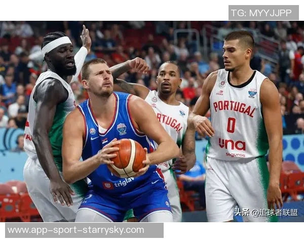 博格丹缺席第12场比赛船记透露其正在场上训练以增强腿筋力量